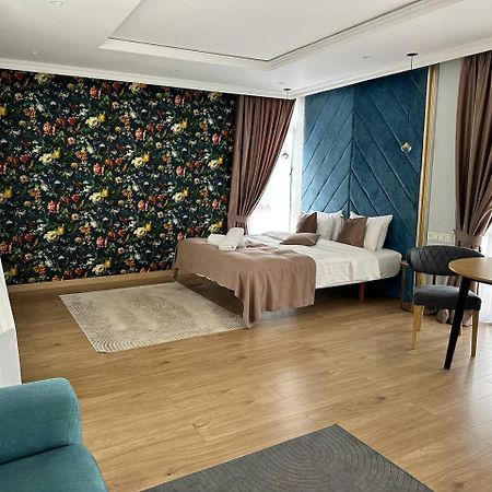 Miramar Boutique Apartments Adults Only คอร์ราเลโฮ ภายนอก รูปภาพ