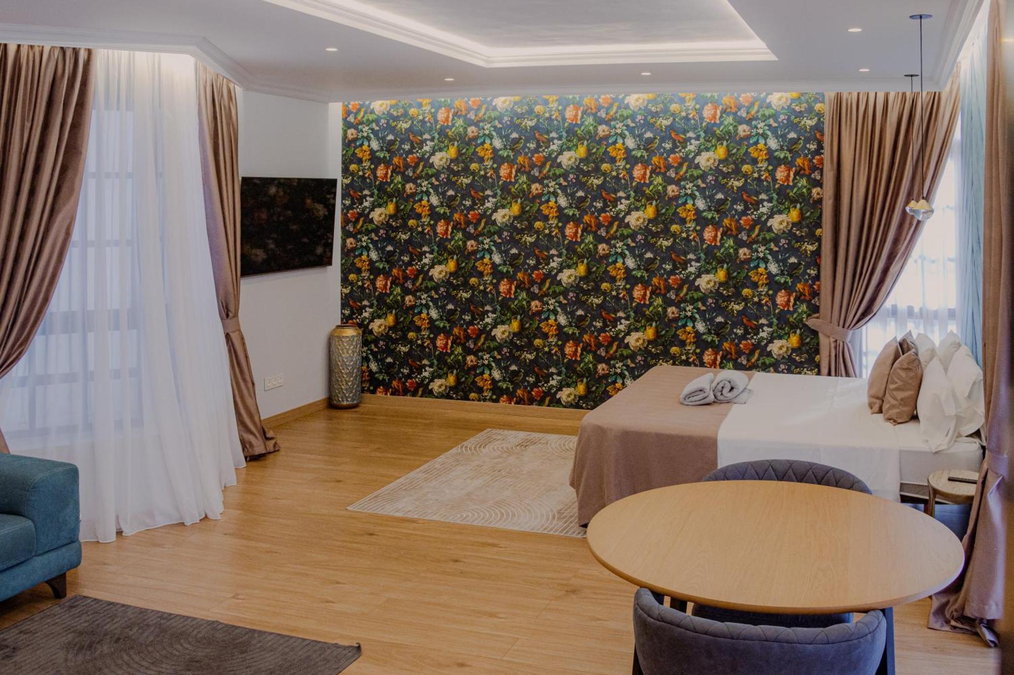 Miramar Boutique Apartments Adults Only คอร์ราเลโฮ ภายนอก รูปภาพ
