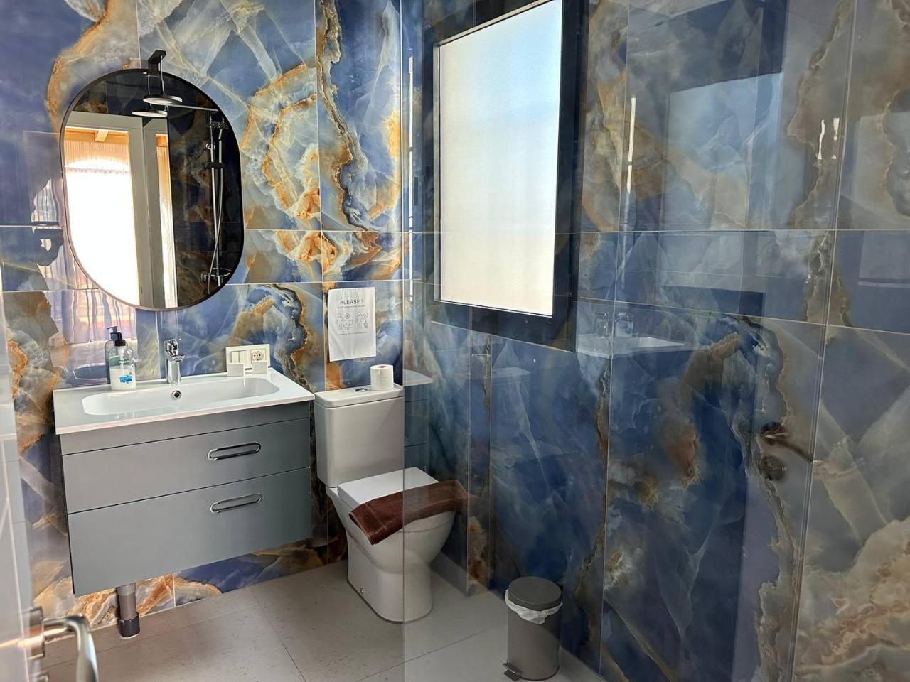 Miramar Boutique Apartments Adults Only คอร์ราเลโฮ ภายนอก รูปภาพ