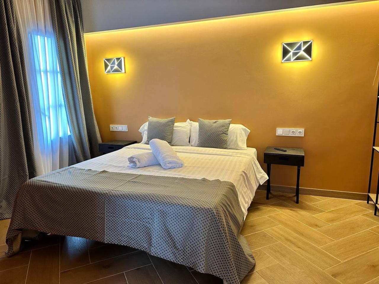 Miramar Boutique Apartments Adults Only คอร์ราเลโฮ ภายนอก รูปภาพ