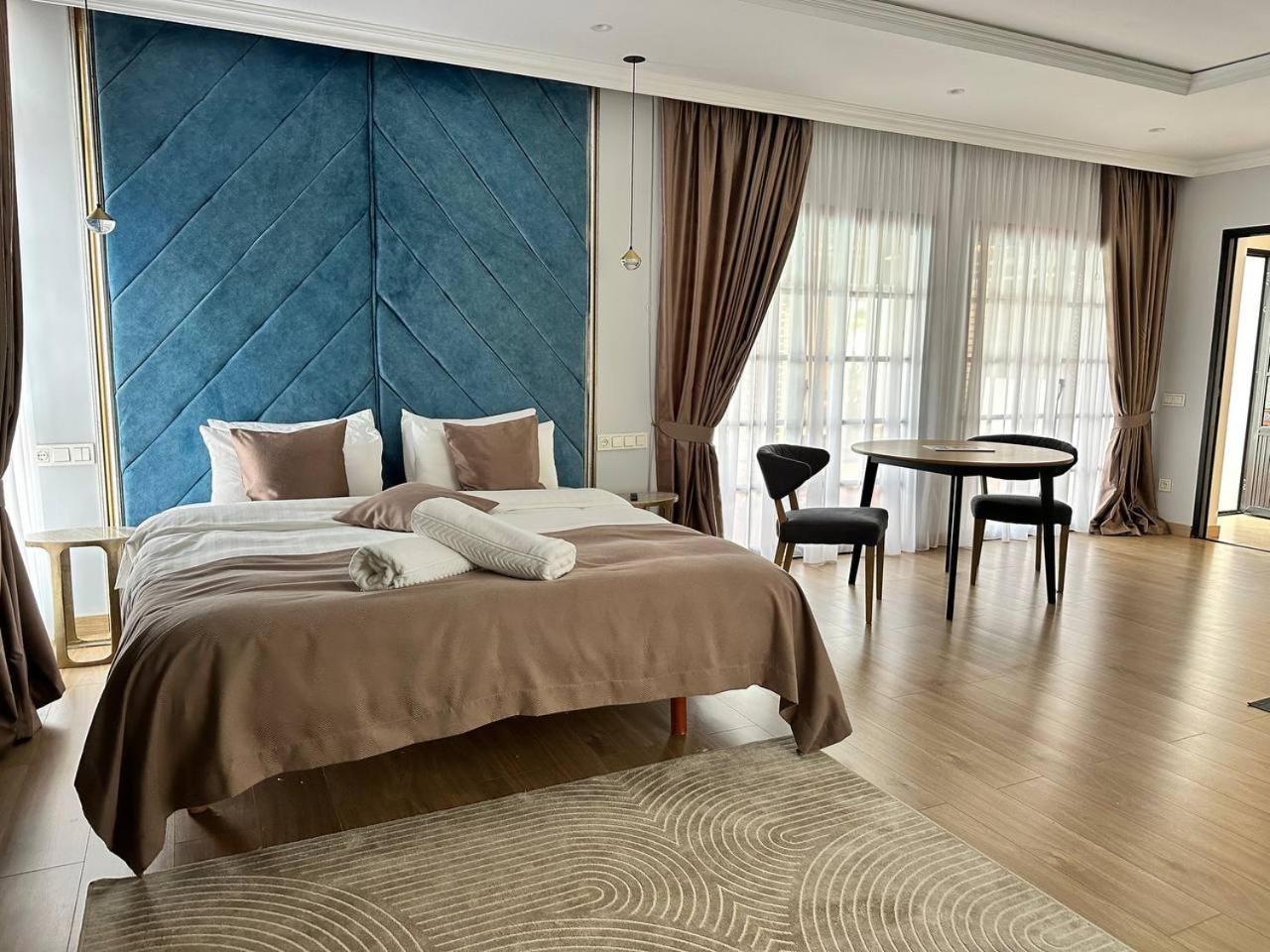 Miramar Boutique Apartments Adults Only คอร์ราเลโฮ ภายนอก รูปภาพ
